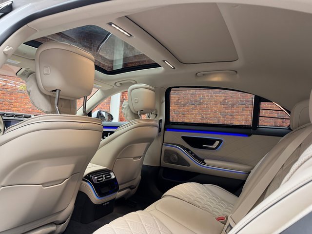 Used 2025 Mercedes-Benz S 580 4MATIC Sedan image 24