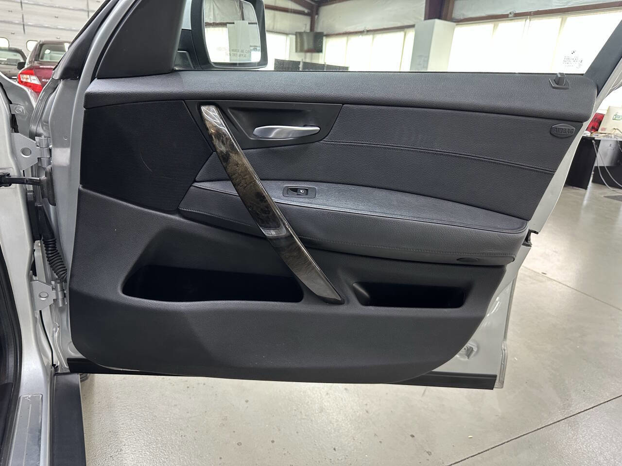 Used 2009 BMW X3 xDrive30i image 16