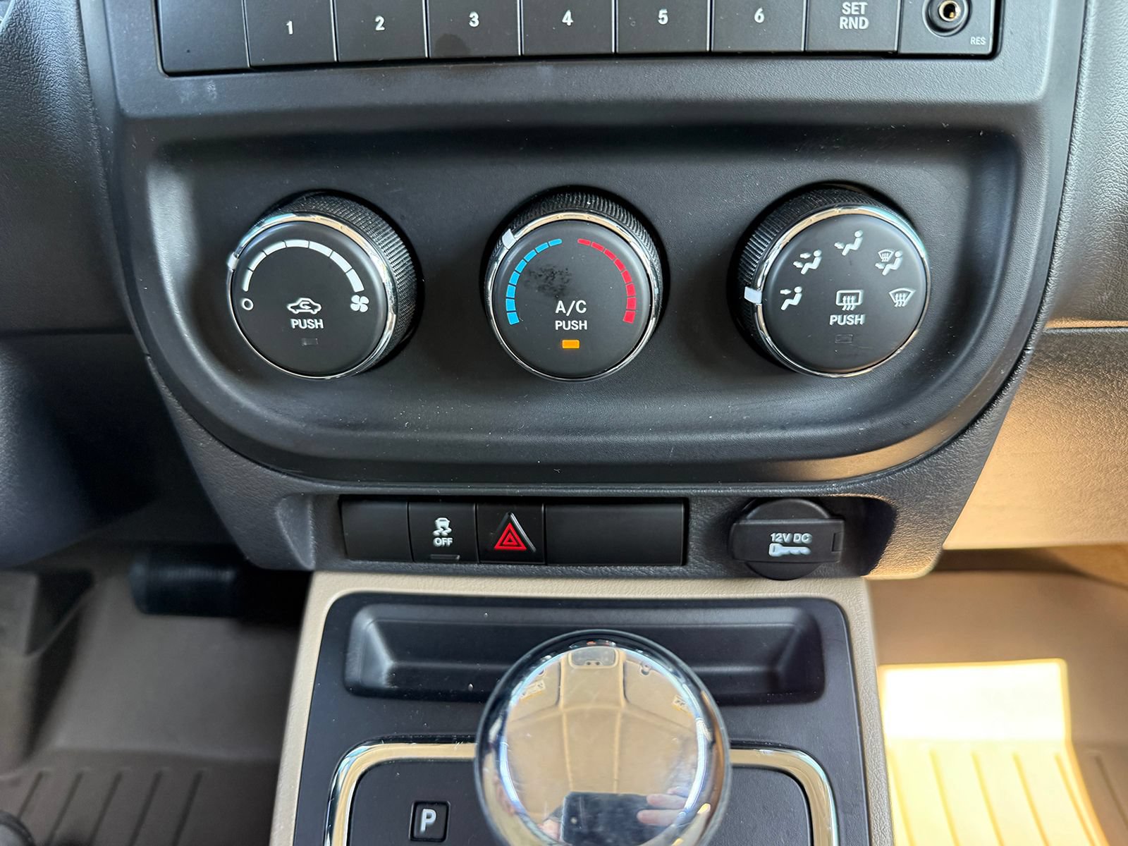 Used 2016 Jeep Patriot Sport w/ Power Value Group FWD image 25