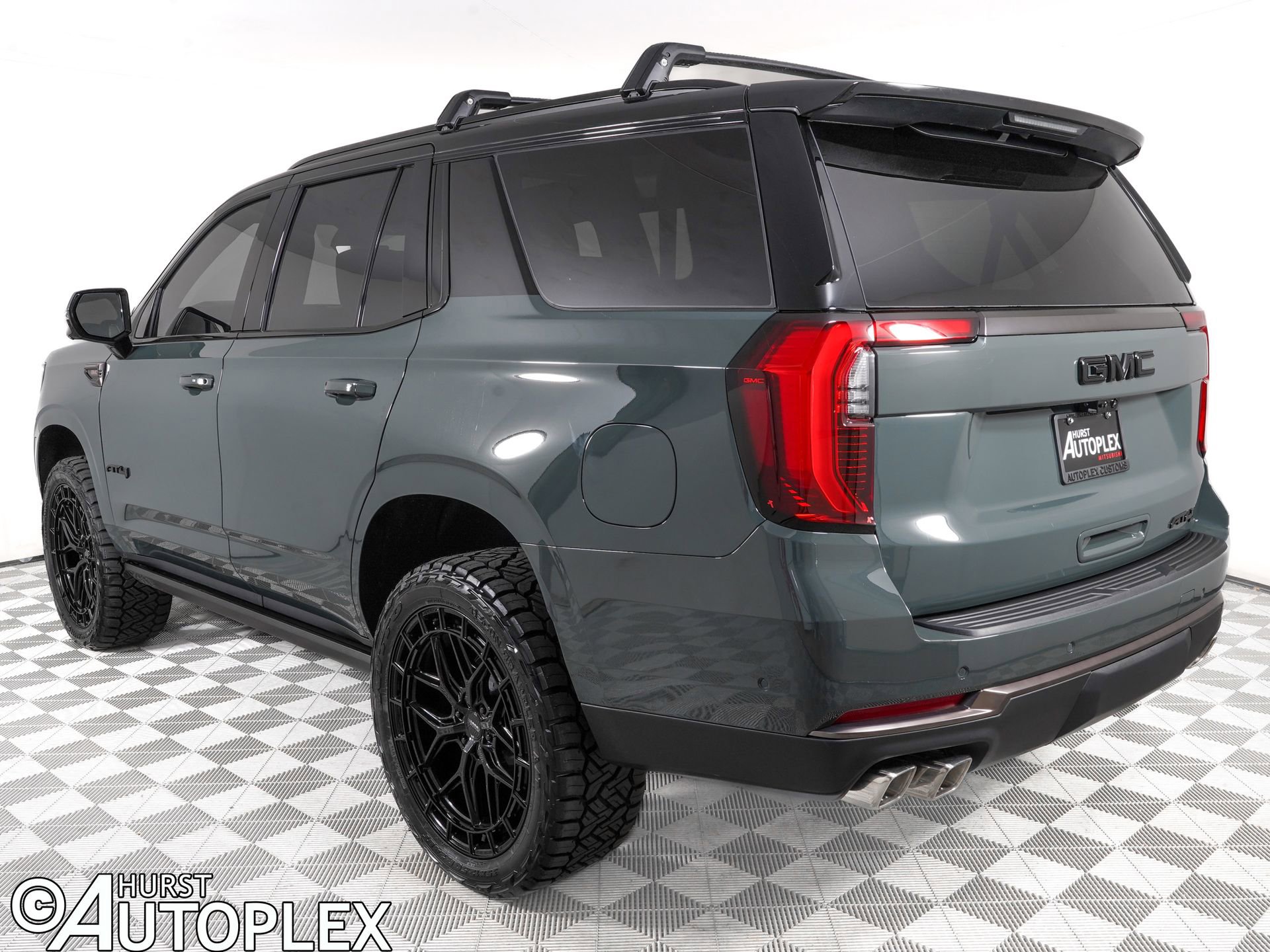 Used 2026 GMC Yukon AT4 Ultimate w/ LPO, Floor Liner Package AWD/4WD image 7