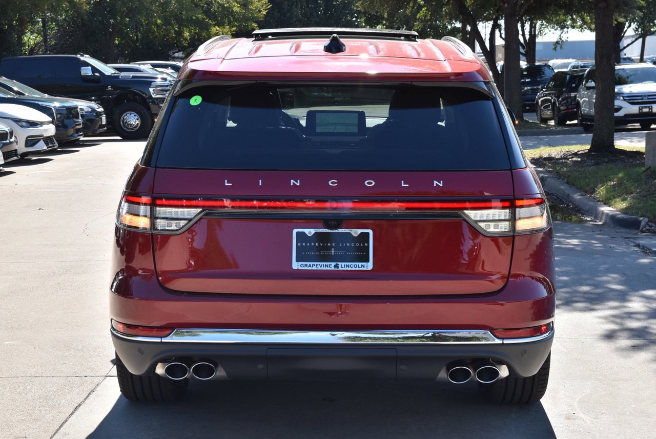 New 2027 Lincoln Aviator Reserve AWD/4WD image 8