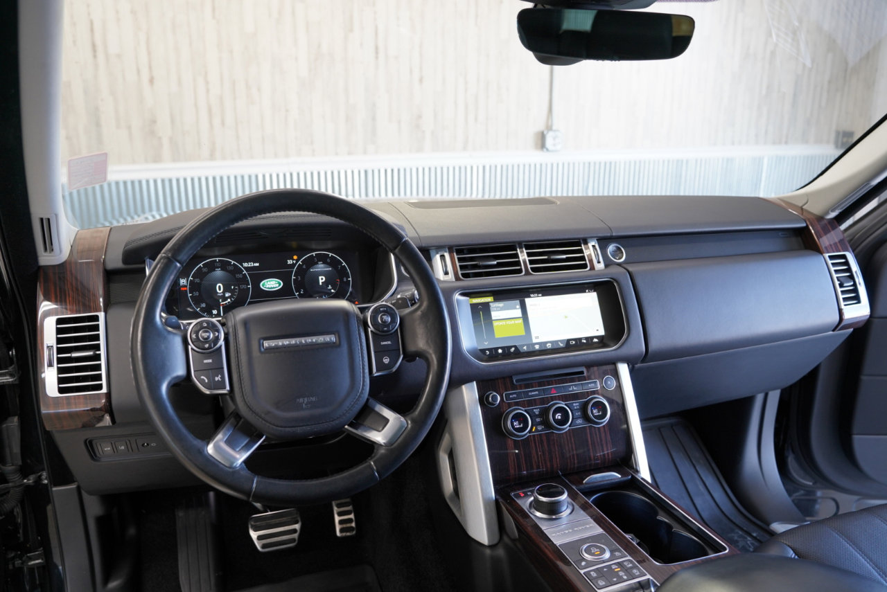 Used 2017 Land Rover Range Rover Long Wheelbase Supercharged image 11