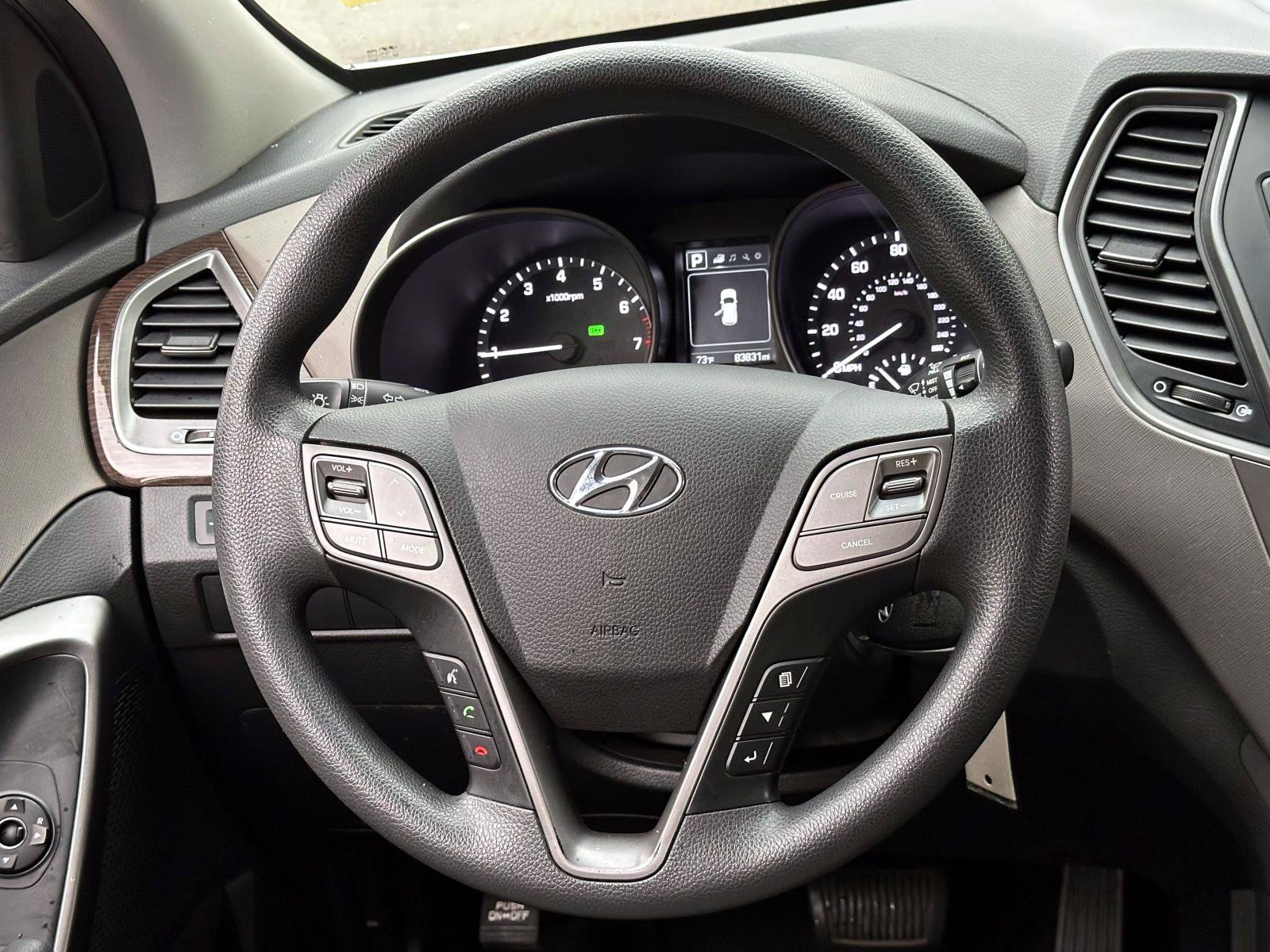 Used 2017 Hyundai Santa Fe Sport FWD image 19