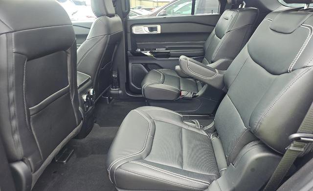 Used 2023 Ford Explorer ST w/ Equipment Group 401A AWD/4WD image 16