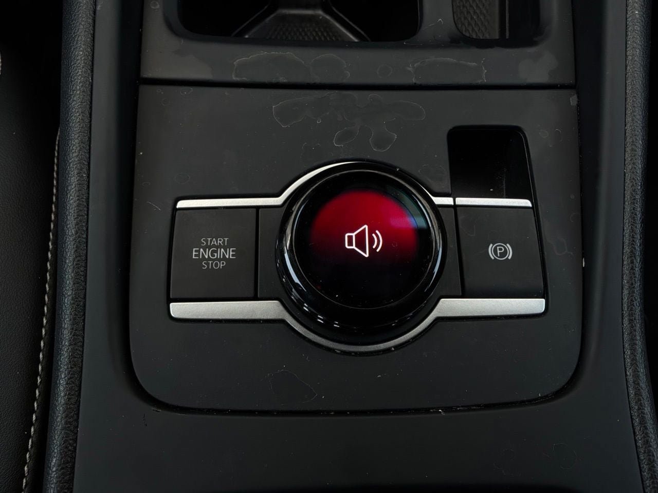 Used 2026 Volkswagen Tiguan SE FWD image 26