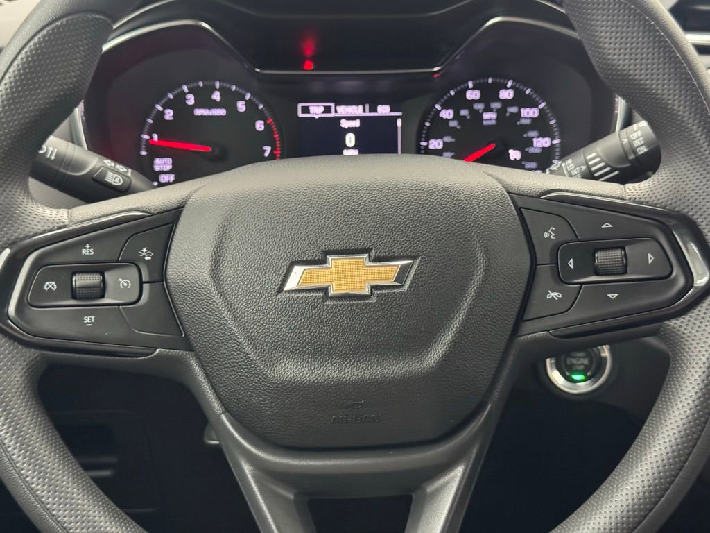Used 2023 Chevrolet TrailBlazer LT w/ Convenience Package AWD/4WD image 17