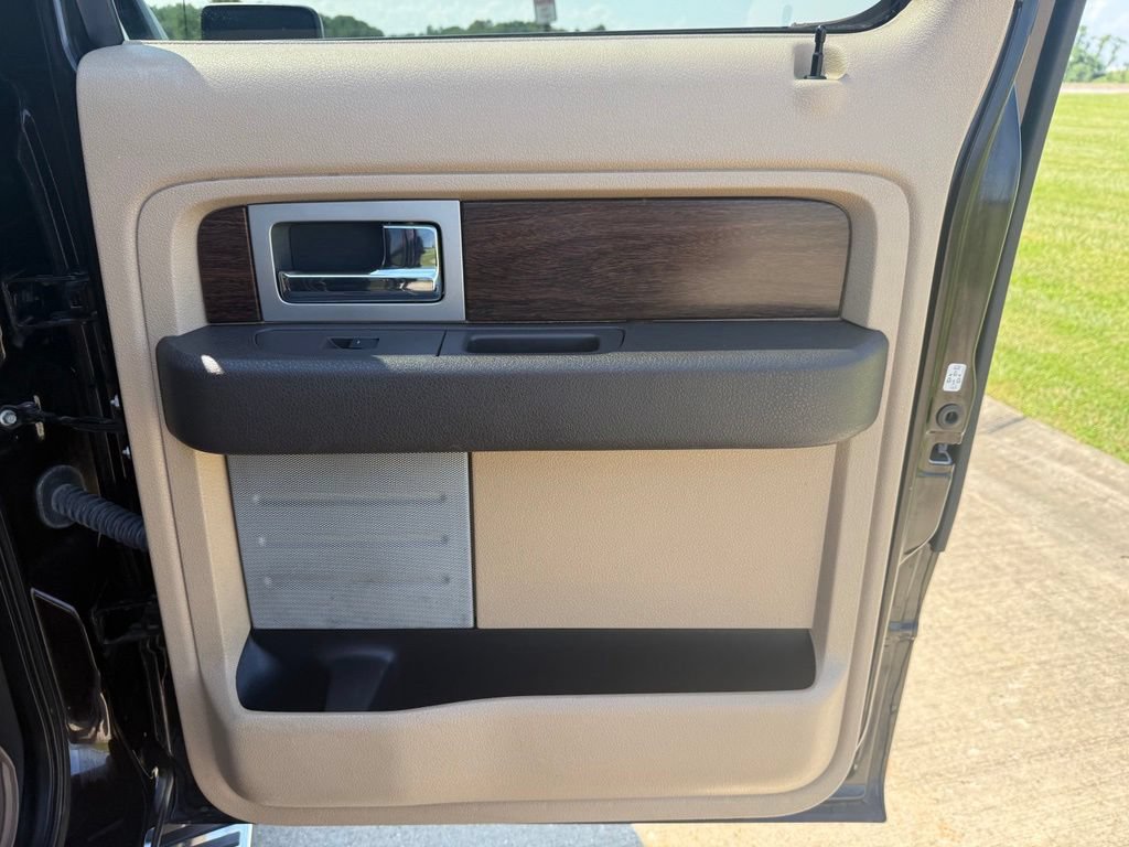 Used 2014 Ford F150 Lariat w/ Equipment Group 501A Mid AWD/4WD image 15