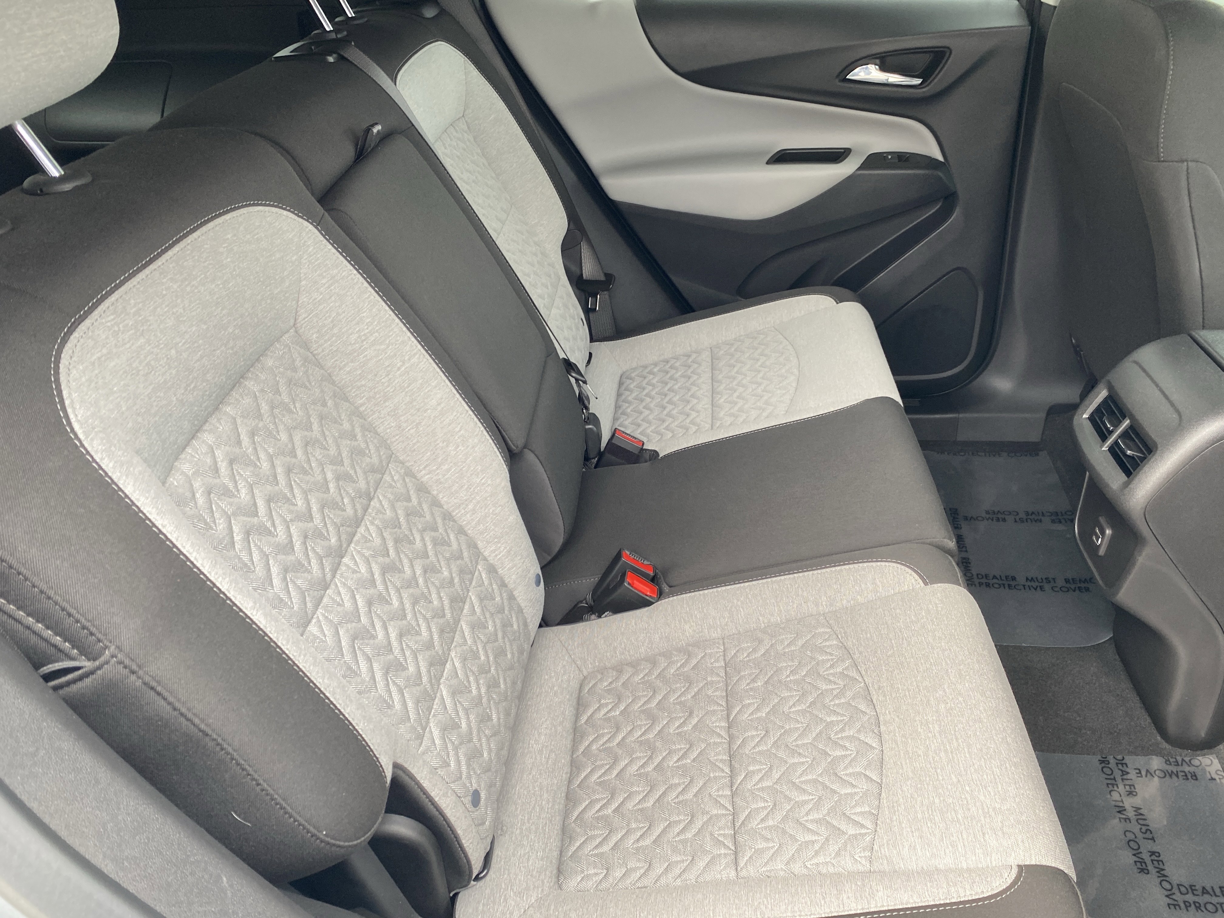 Used 2023 Chevrolet Equinox LS image 11