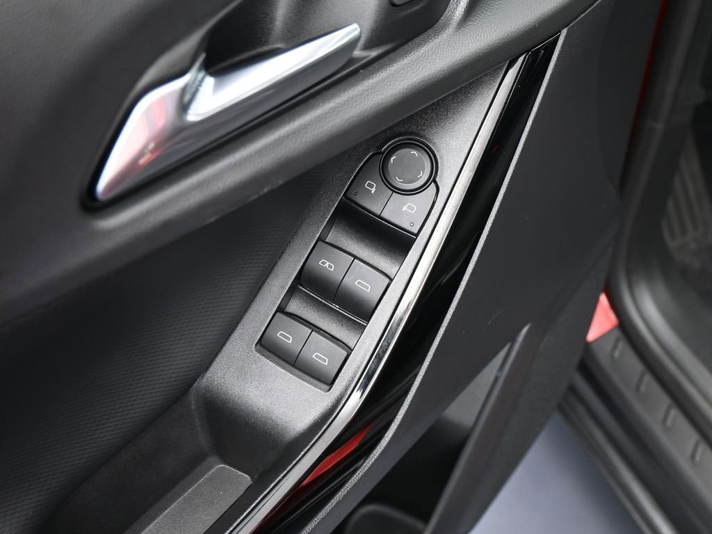 Used 2025 Chevrolet Equinox LT image 13