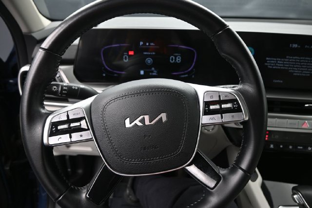 Used 2023 Kia Telluride S w/ S Sunroof Package AWD/4WD image 11