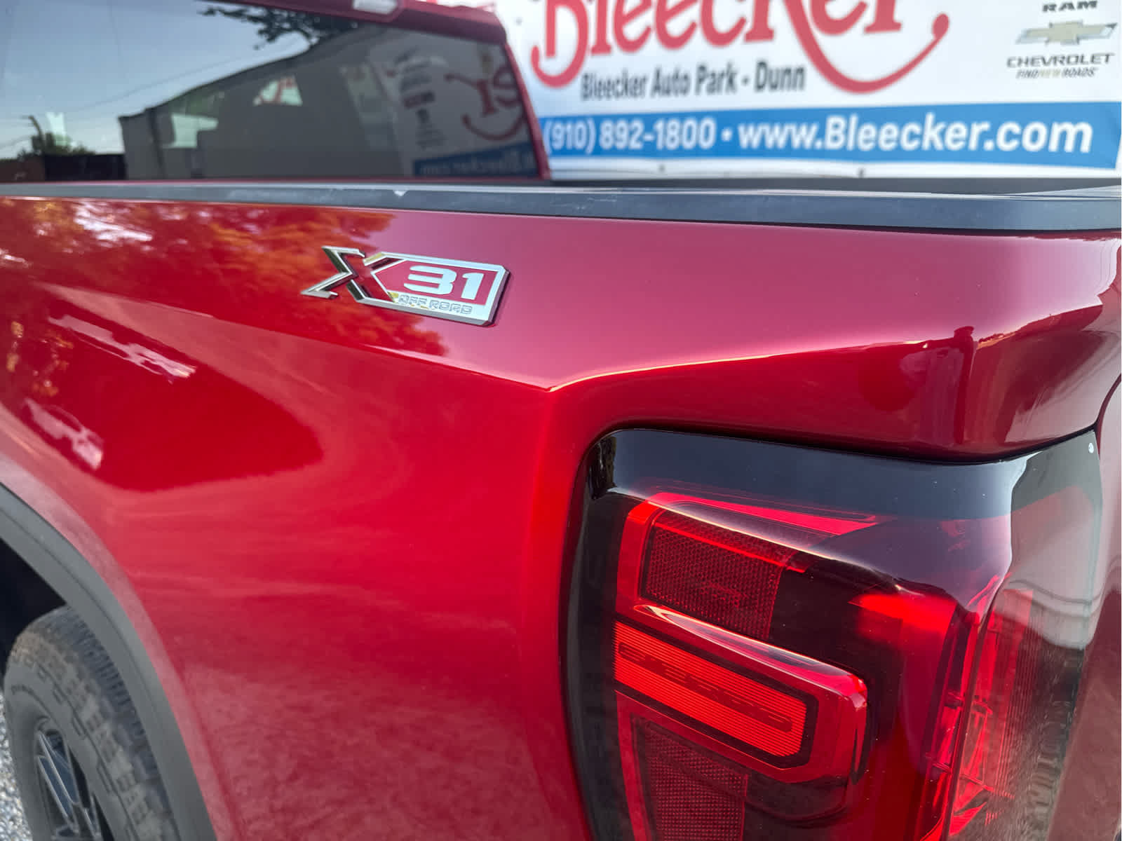 Used 2023 GMC Sierra 1500 Elevation AWD/4WD image 21