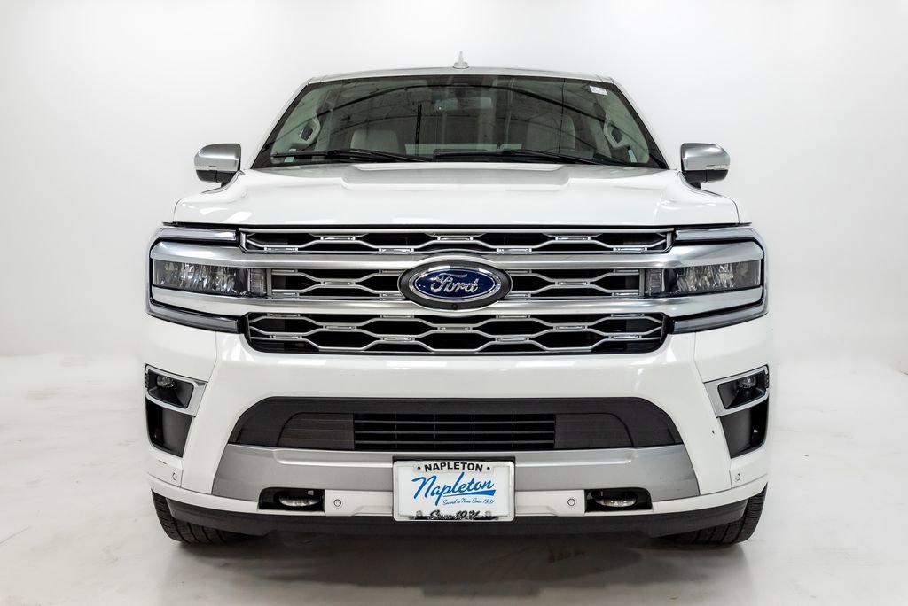 Used 2024 Ford Expedition Platinum AWD/4WD image 6