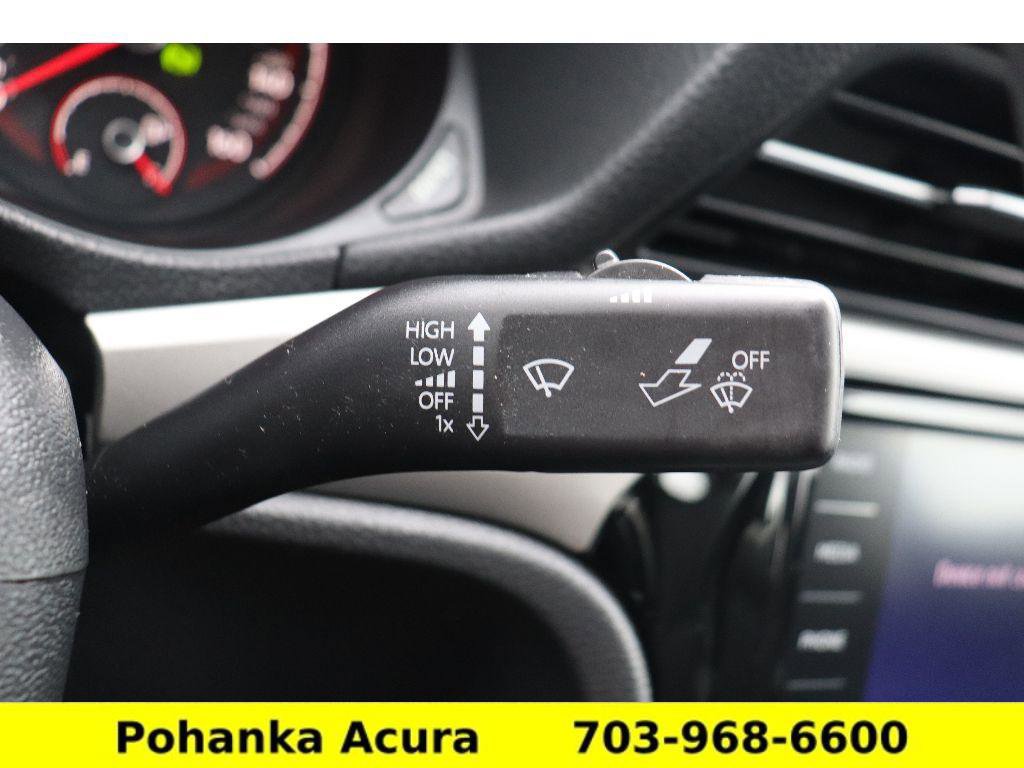 Used 2021 Volkswagen Passat 2.0T SE image 10