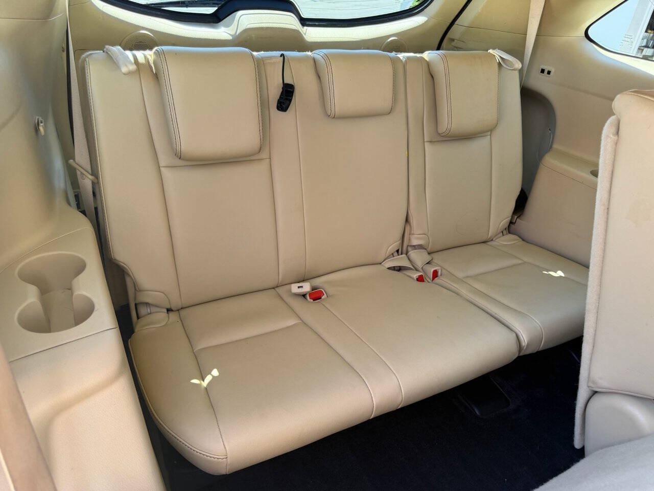 Used 2017 Toyota Highlander Limited FWD image 5