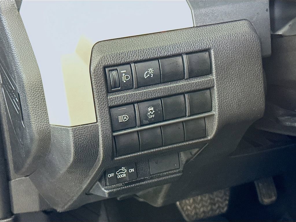 Used 2024 Toyota Tacoma TRD Off-Road image 21