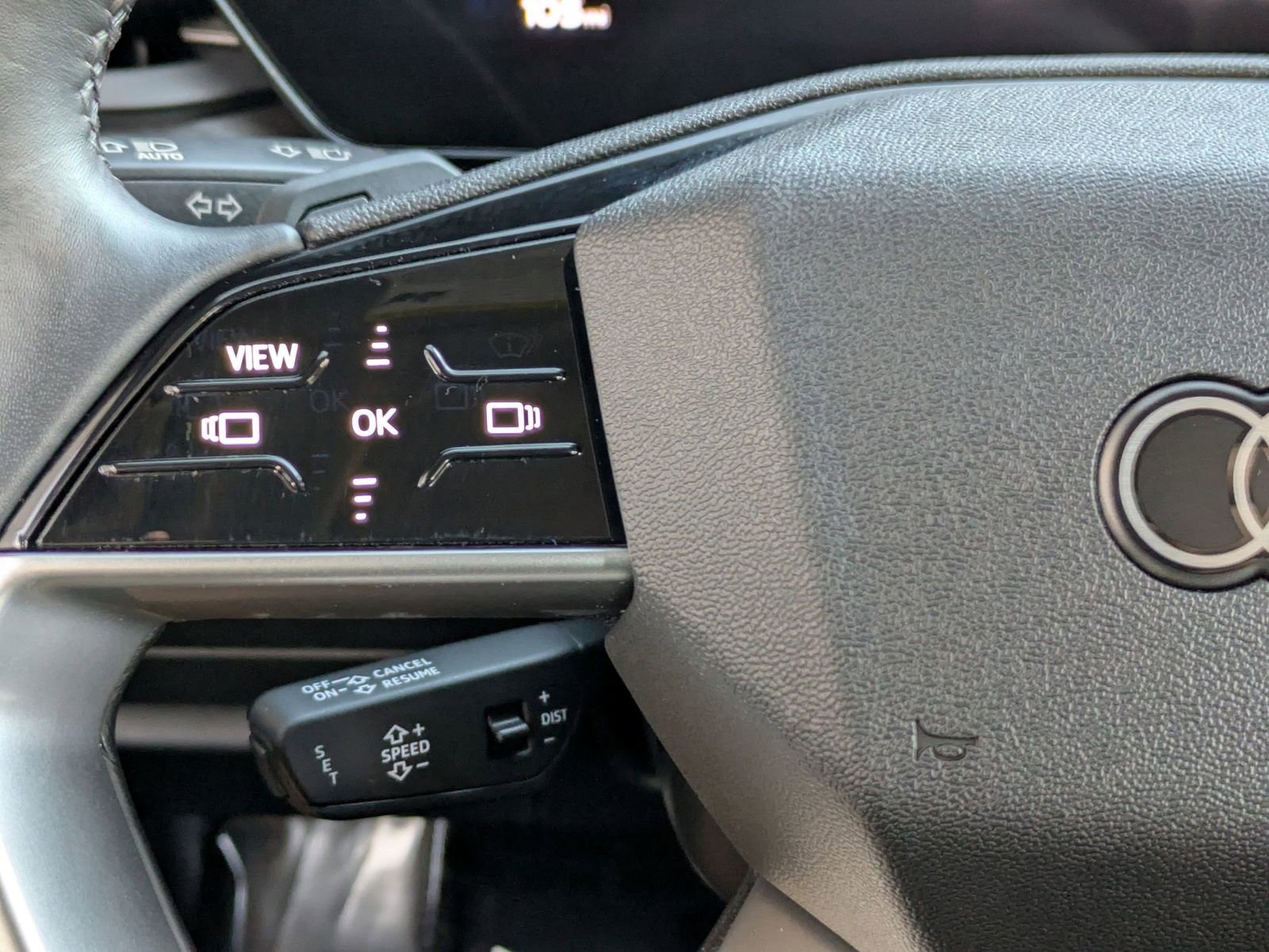 Used 2025 Audi Q5 Premium w/ Convenience Package image 10