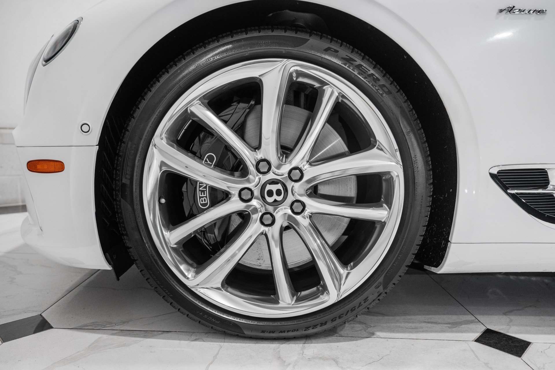 Certified 2023 Bentley Continental GT V8 AWD/4WD image 6