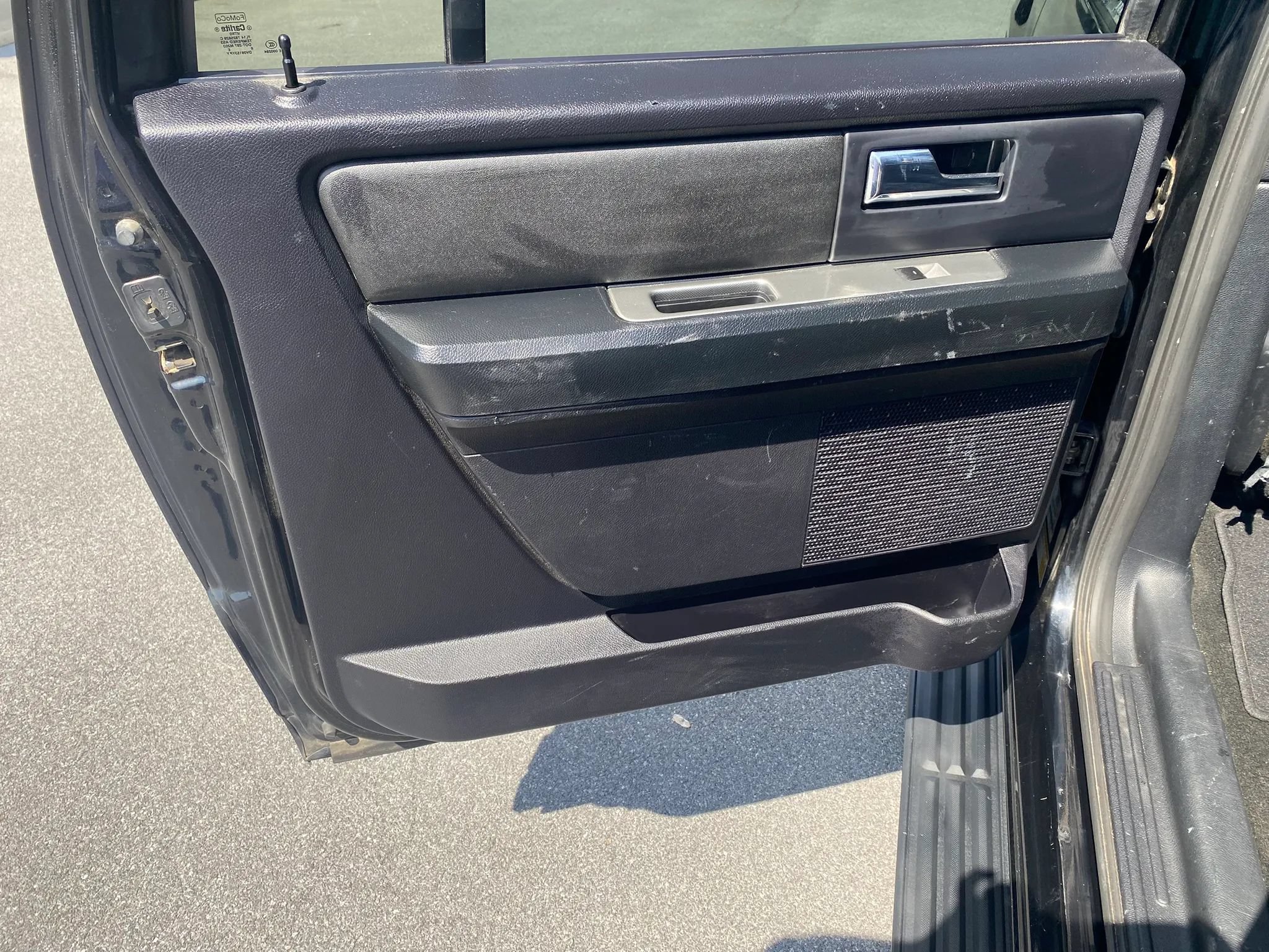 Used 2017 Ford Expedition EL XL w/ Equipment Group 101A AWD/4WD image 25