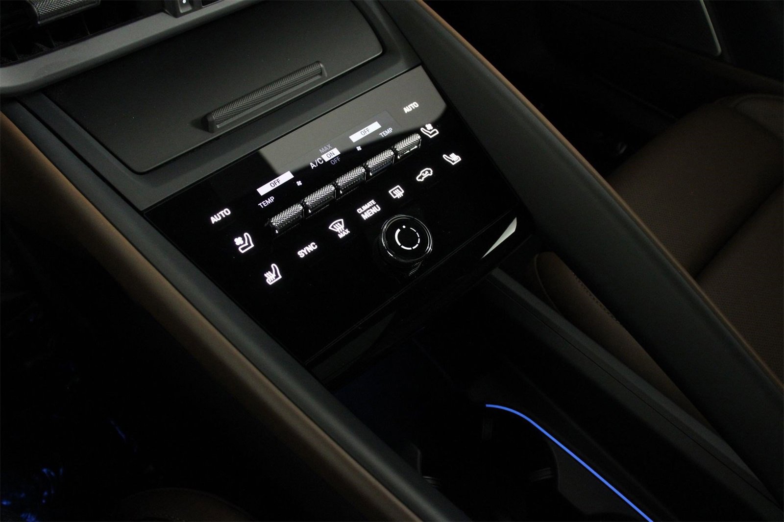 Used 2025 Porsche Macan 4 Electric image 18