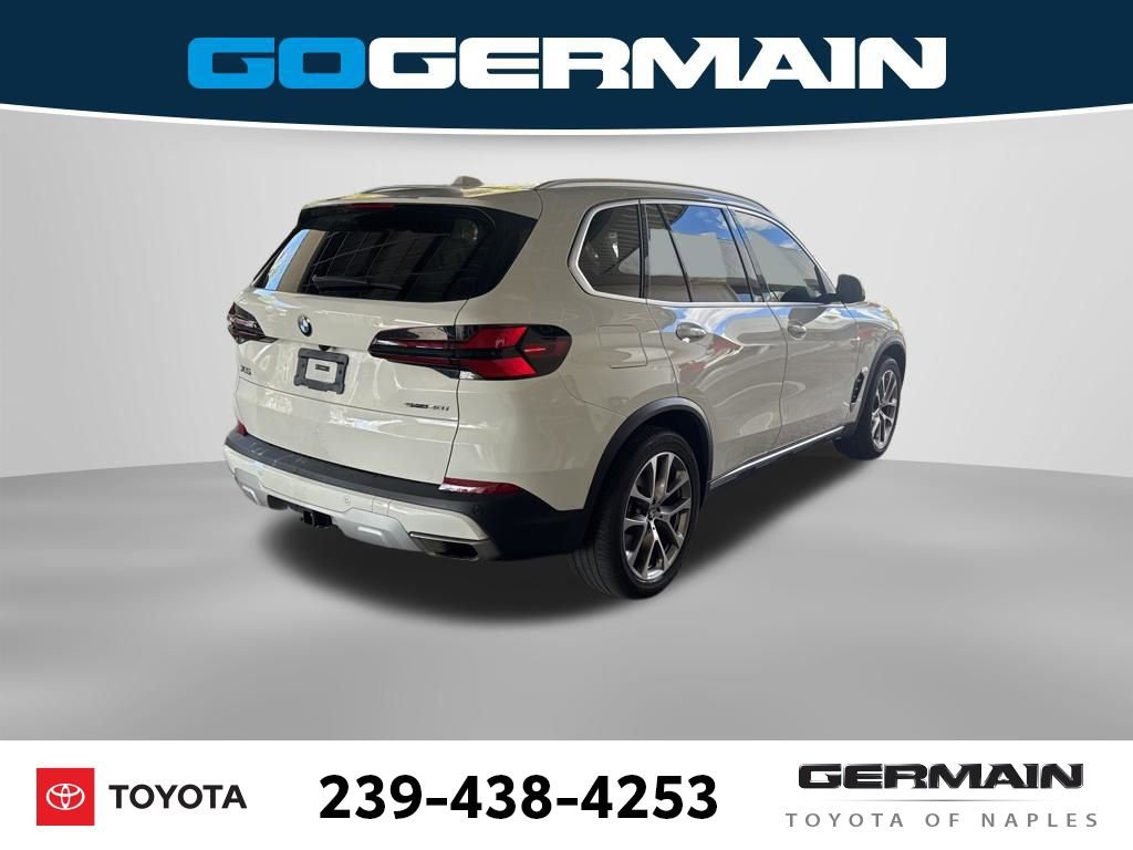 Used 2024 BMW X5 sDrive40i w/ Premium Package image 8