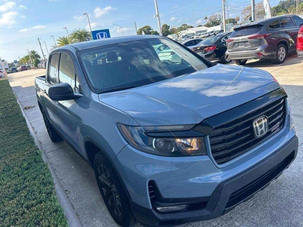 Used 2023 Honda Ridgeline Sport image 2