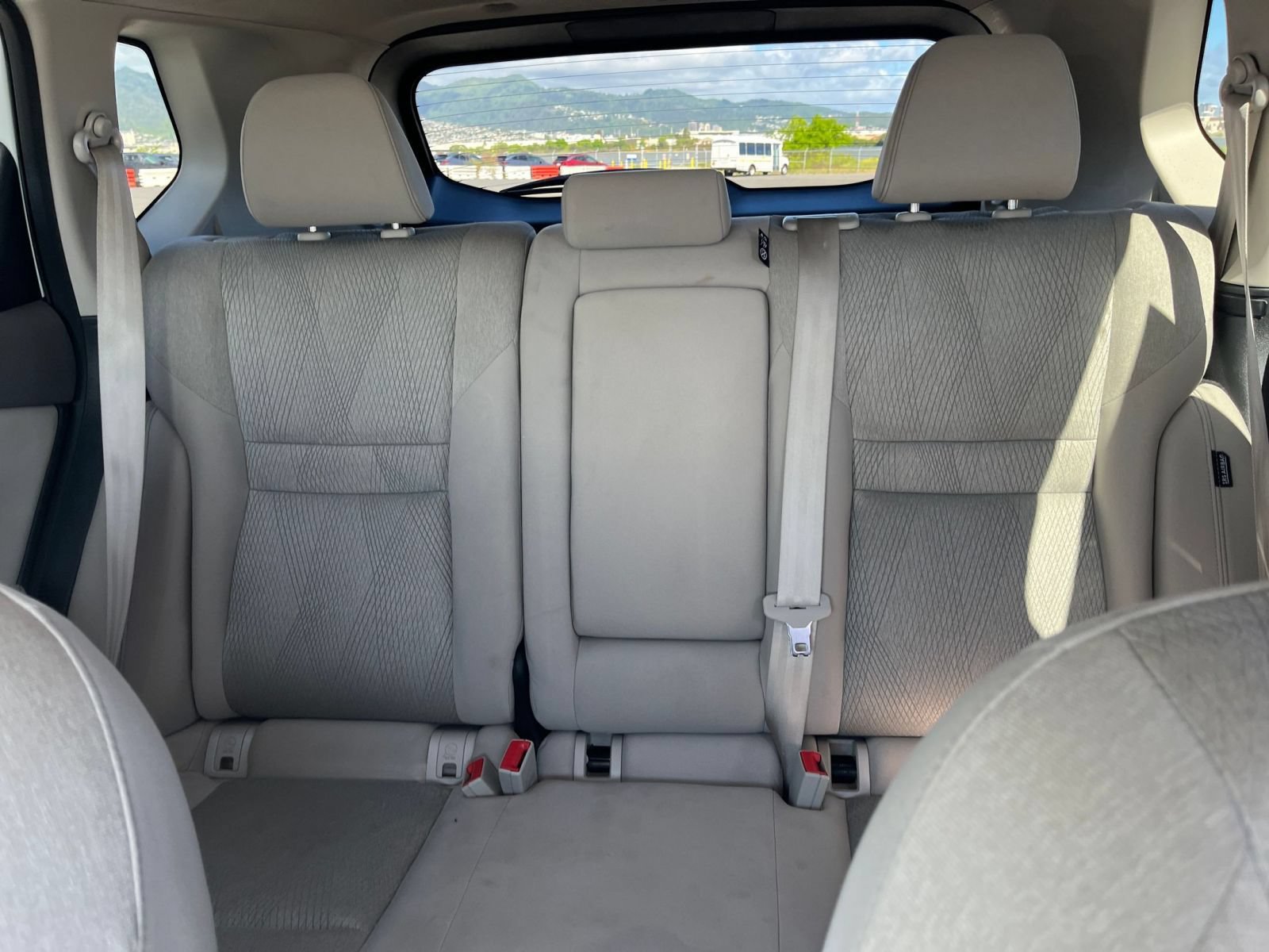 Used 2025 Nissan Rogue SV FWD image 32