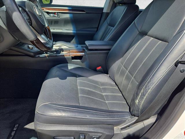 Used 2017 Lexus ES 350 w/ Luxury Package FWD image 14