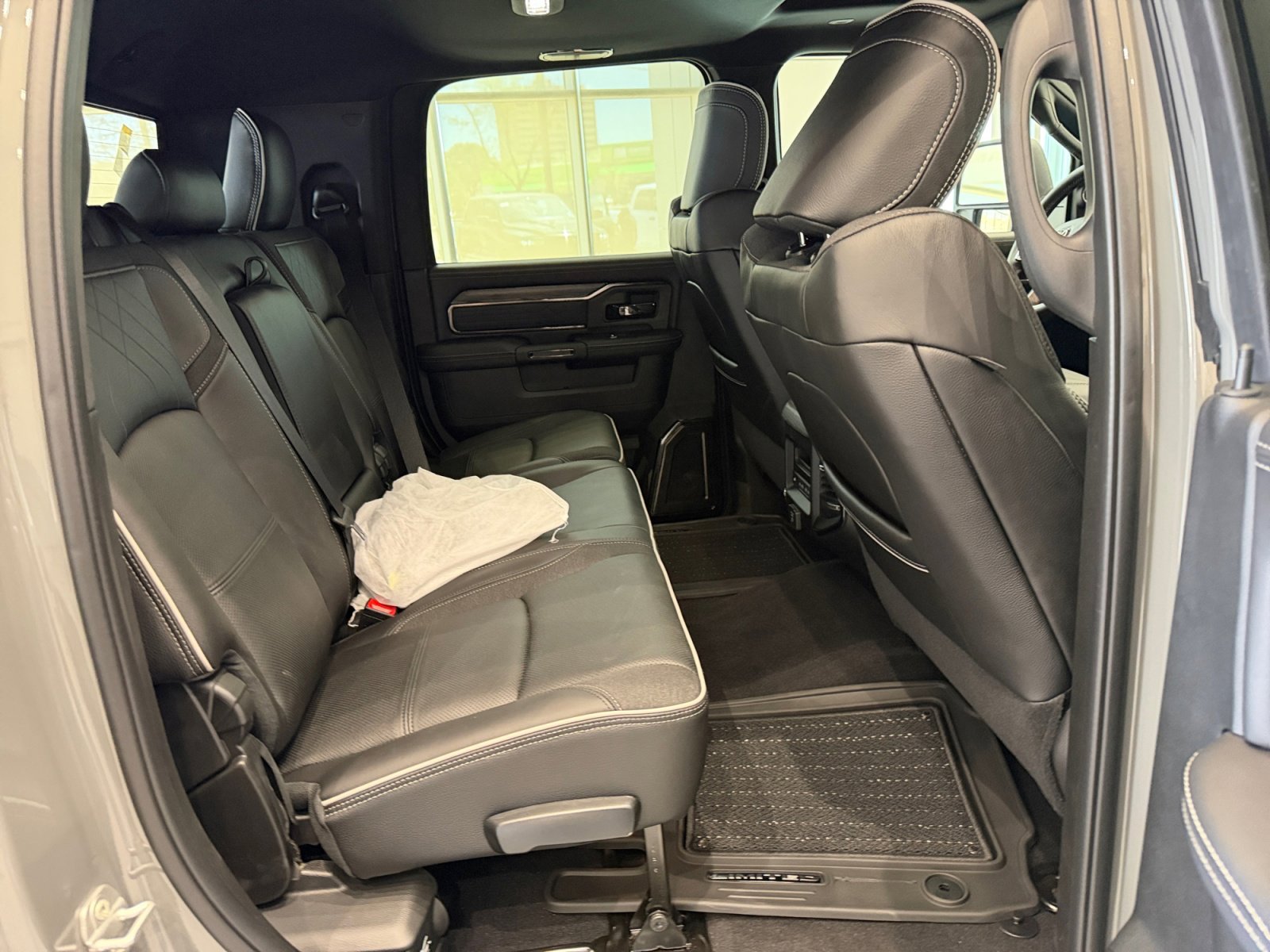 New 2026 RAM 3500 Limited AWD/4WD image 18
