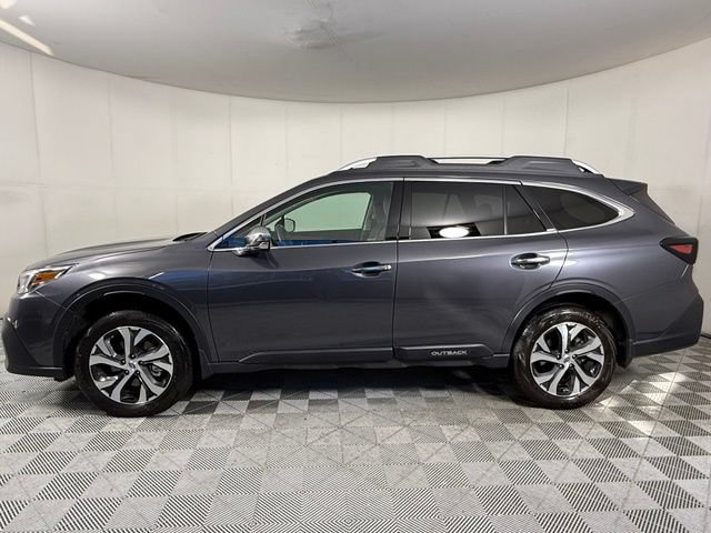 Used 2022 Subaru Outback Touring AWD/4WD image 3