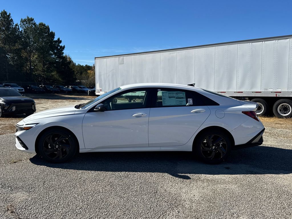 New 2026 Hyundai Elantra Sport image 2