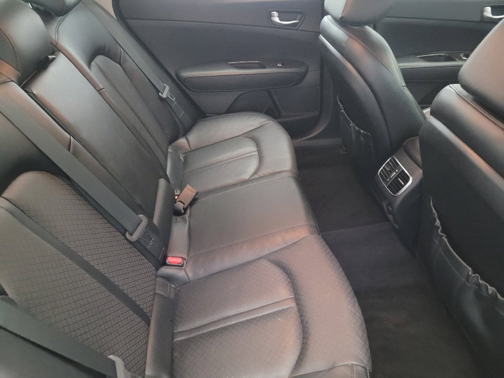 Used 2016 Kia Optima EX image 19