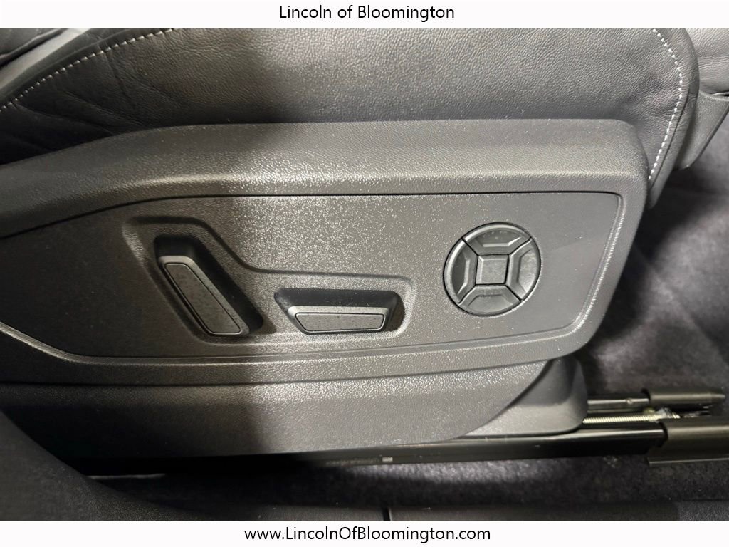 Used 2025 Audi Q5 Prestige image 15