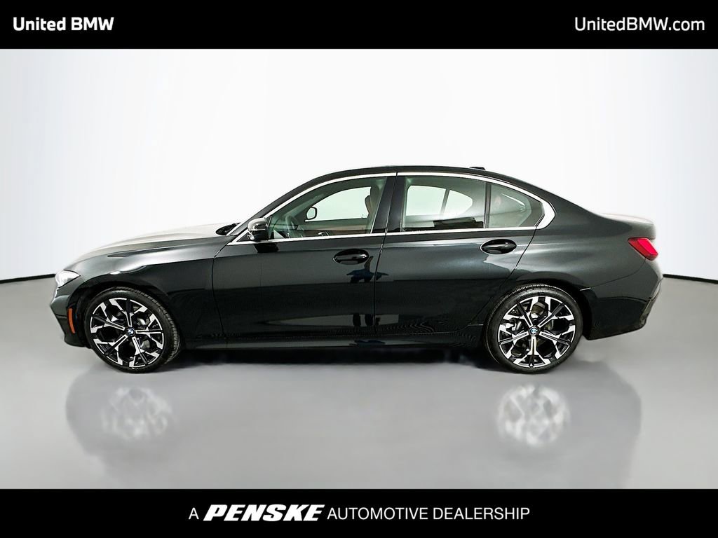 Used 2025 BMW 330i Sedan w/ Convenience Package RWD image 8