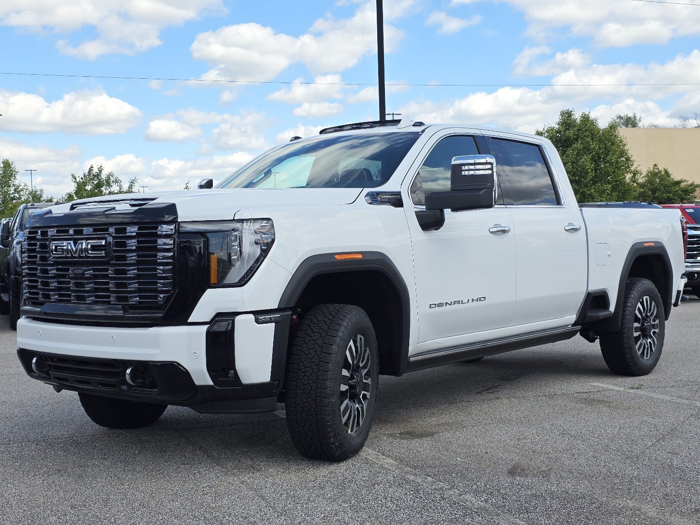 New 2026 GMC Sierra 2500 Denali Ultimate AWD/4WD image 15