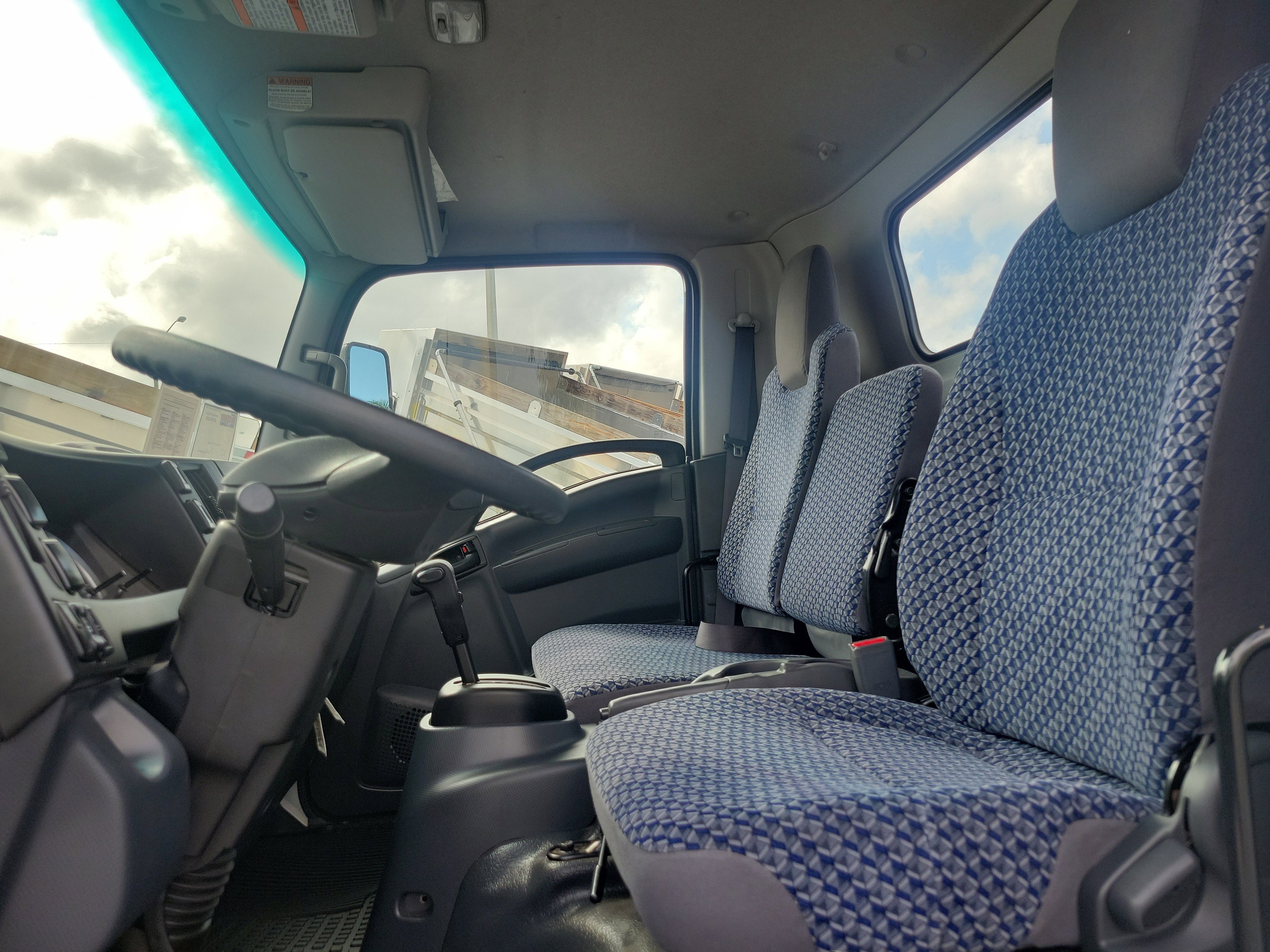 Used 2024 Isuzu NPR image 10