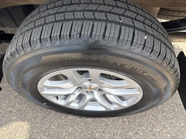 Used 2022 Chevrolet Silverado 1500 LT w/ Z71 Off-Road Package image 4