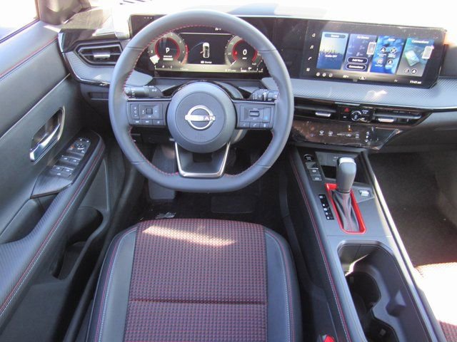 New 2026 Nissan Kicks SR FWD image 10