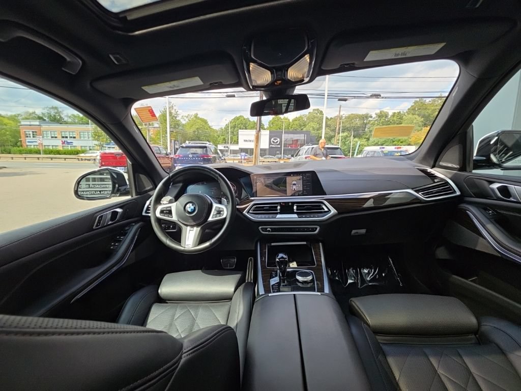 Used 2023 BMW X5 xDrive40i w/ M Sport Package AWD/4WD image 19