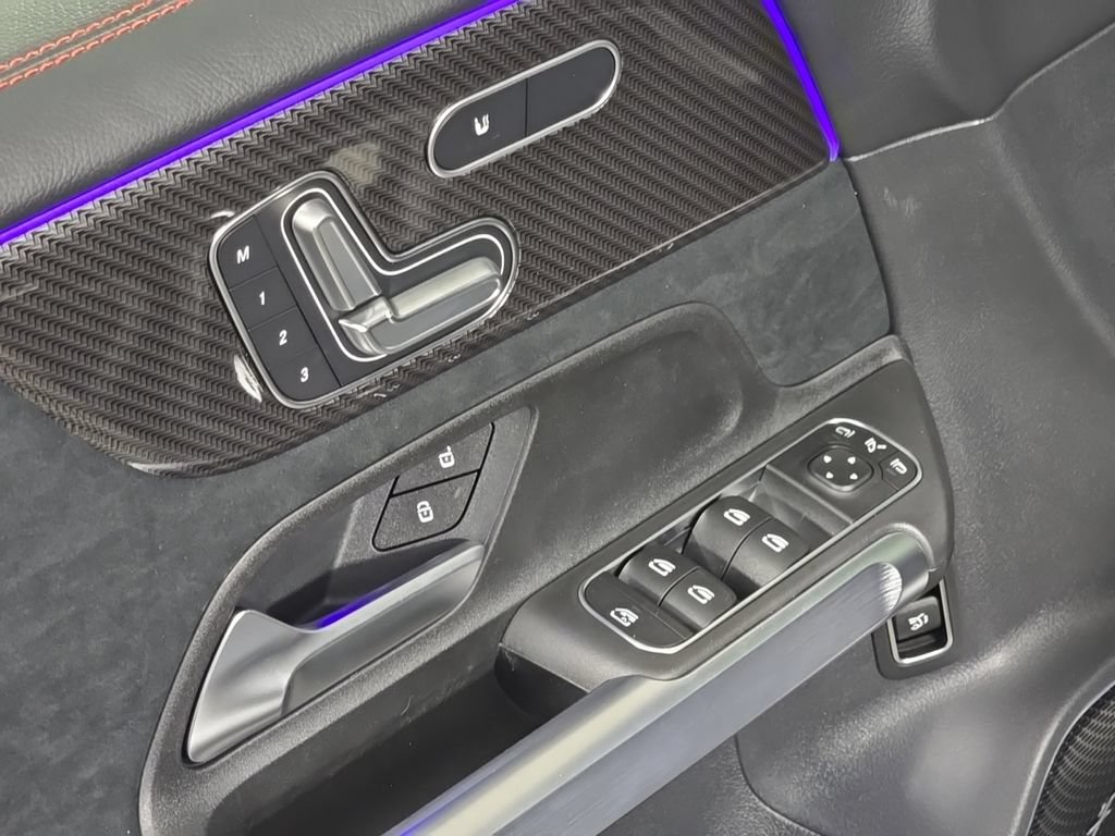 New 2026 Mercedes-Benz GLB 35 AMG 4MATIC image 16