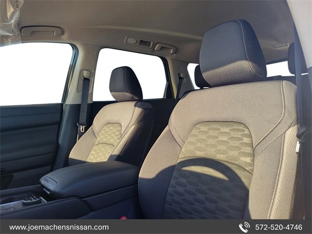 New 2025 Nissan Pathfinder SV image 26