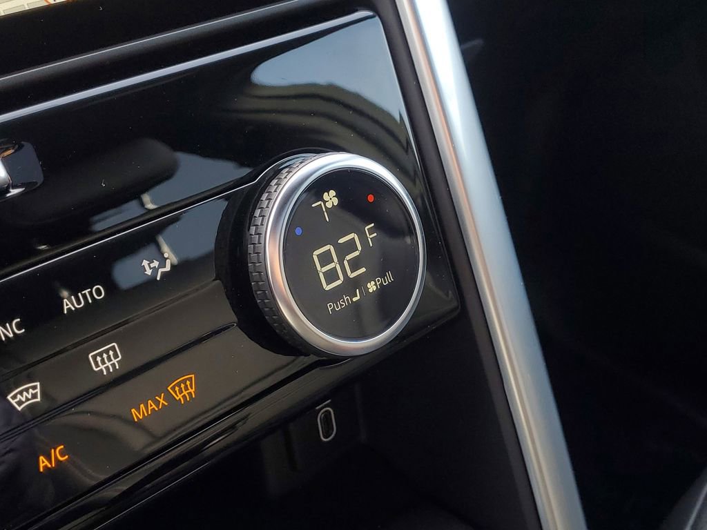 New 2026 Land Rover Discovery S image 23