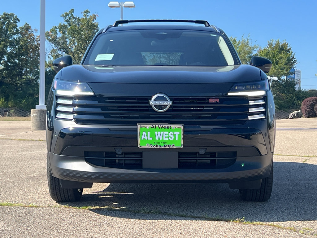 New 2026 Nissan Kicks SR w/ Cold Weather Package image 4