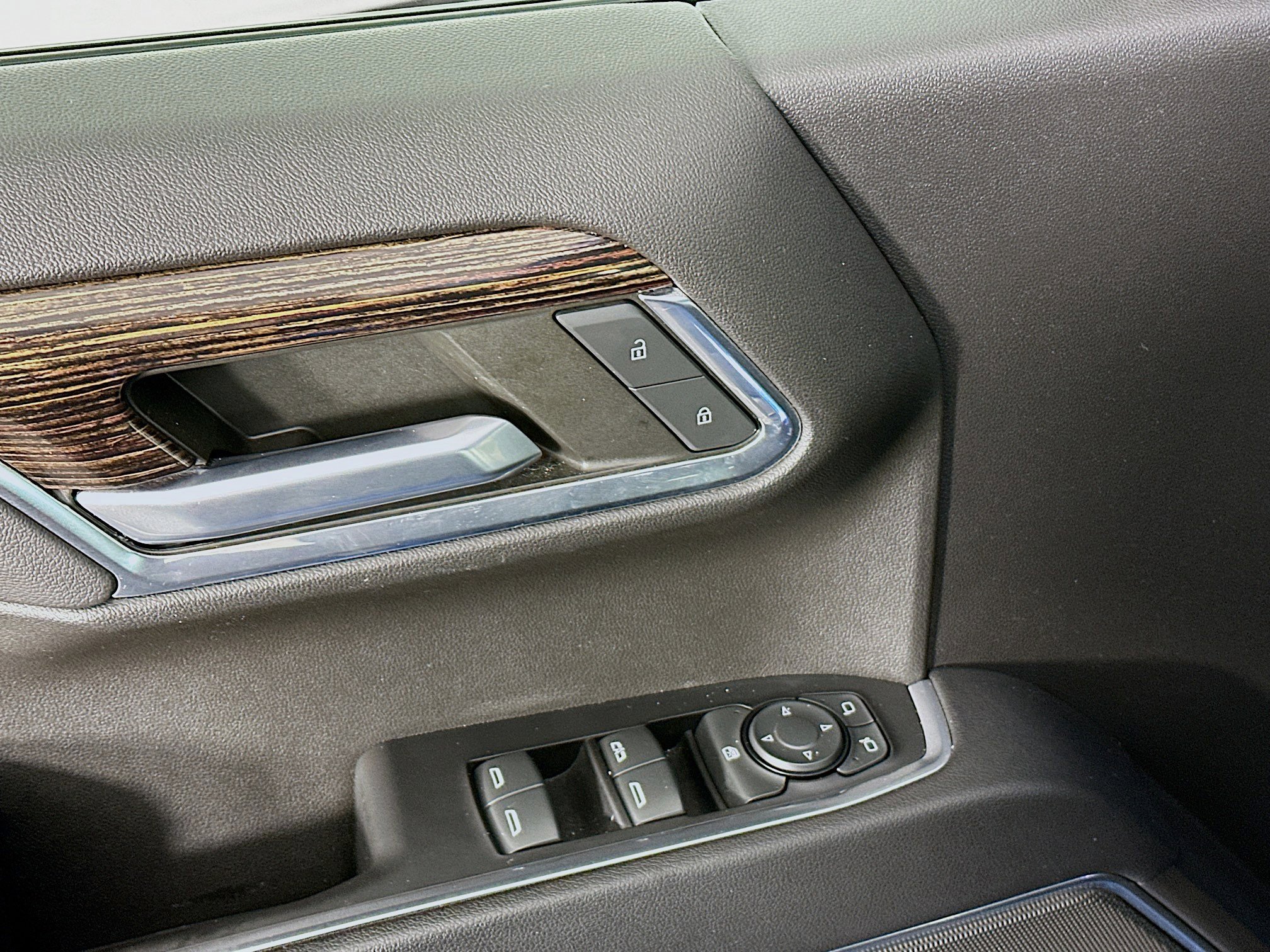 Used 2023 GMC Sierra 1500 Elevation image 15