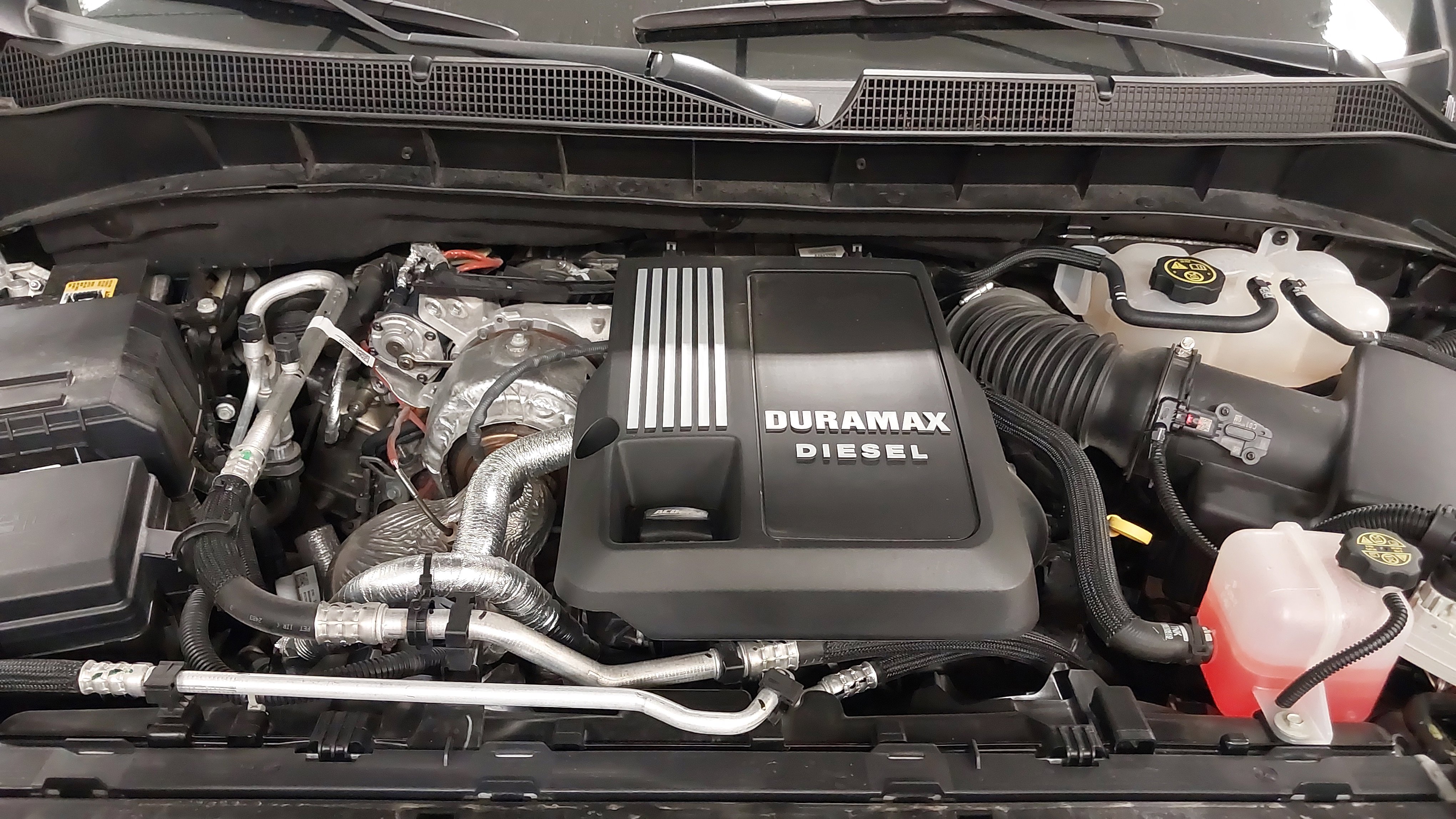 Used 2024 Chevrolet Silverado 1500 LTZ w/ Z71 Off-Road Package image 30