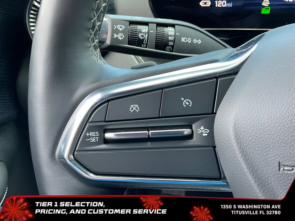 Used 2024 Chevrolet Blazer EV LT AWD/4WD image 29