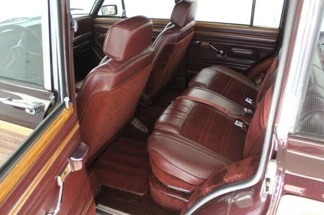 Used 1989 Jeep Grand Wagoneer image 26