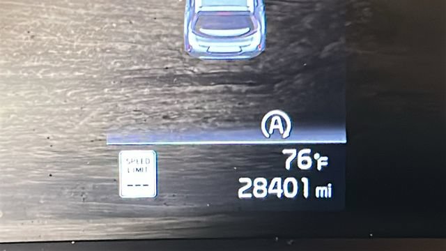 Used 2024 Kia Soul LX w/ Option Group 015 FWD image 18
