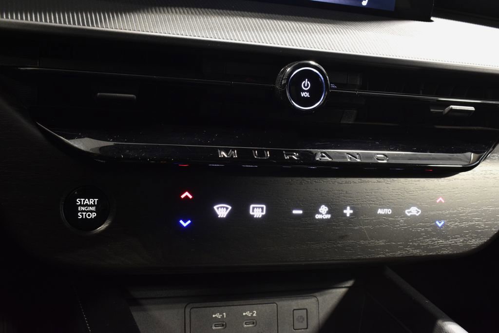 Used 2025 Nissan Murano SV image 25