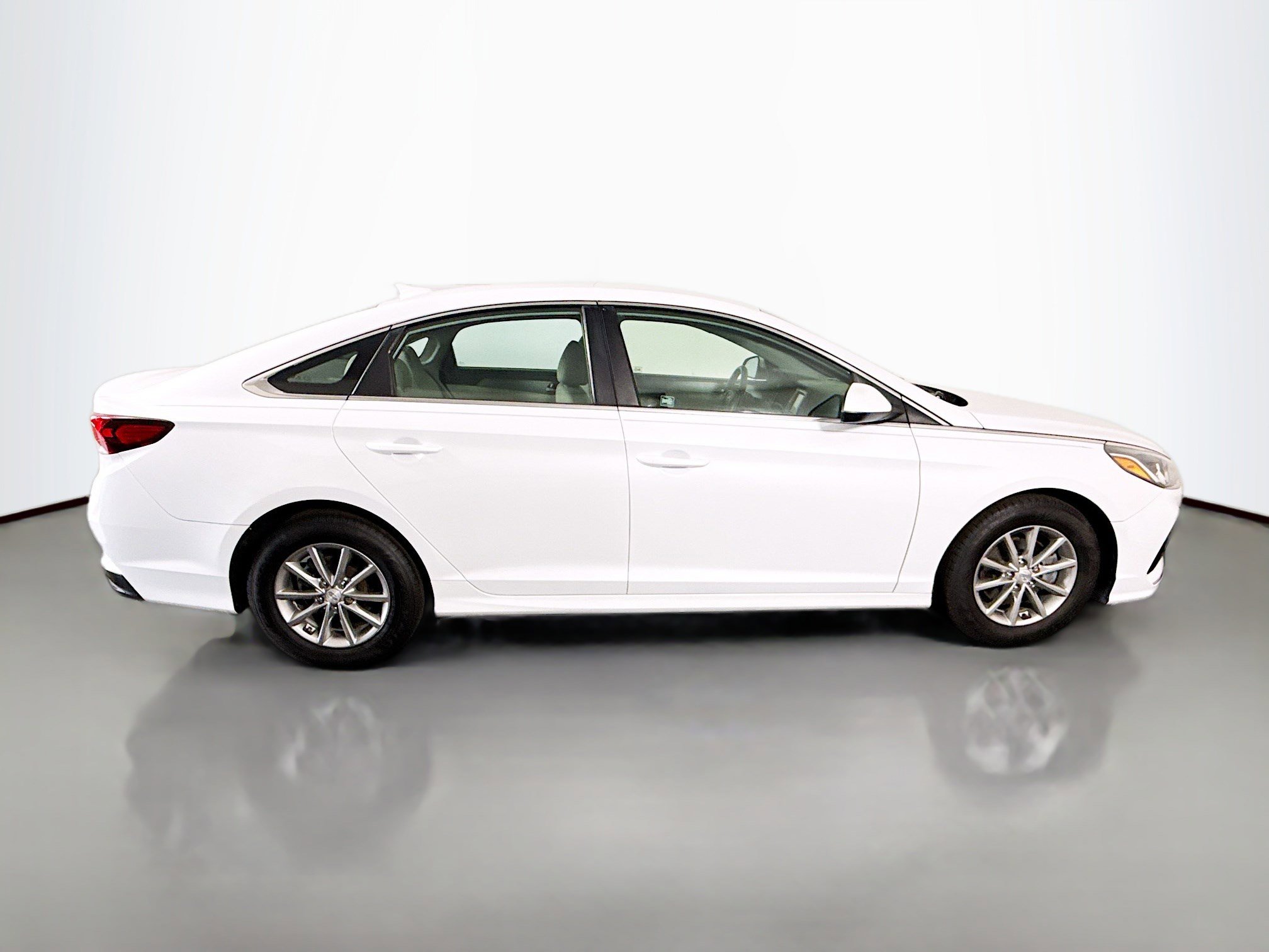 Used 2018 Hyundai Sonata SE image 11