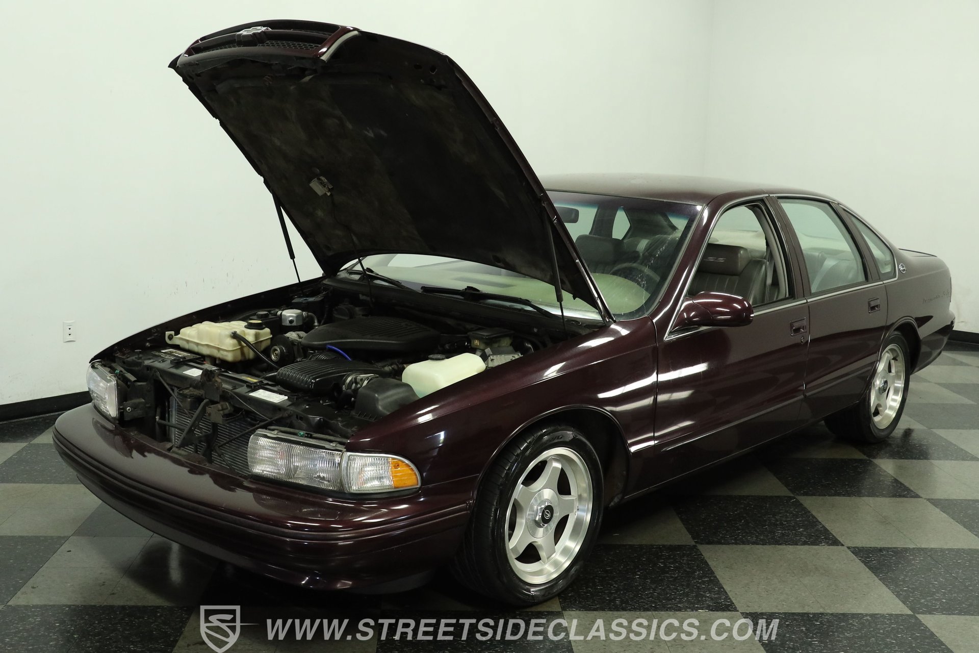 Used 1996 Chevrolet Impala SS RWD image 30